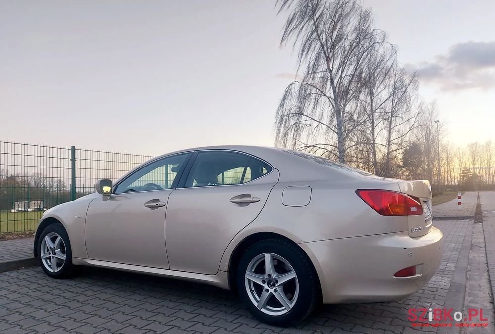 2008' Lexus IS 220 D Prestige photo #5