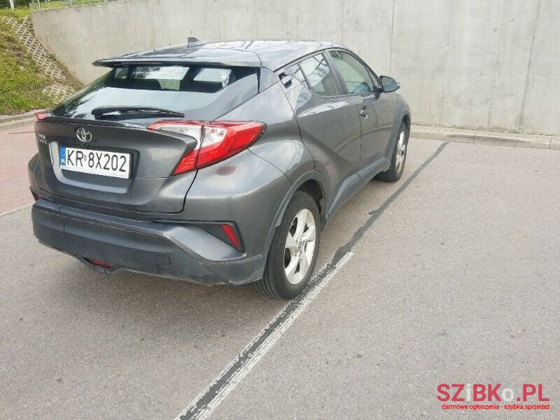 2016' Toyota C-HR photo #5