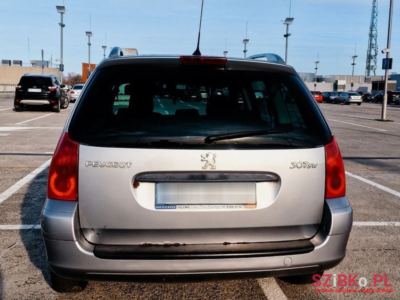 2004' Peugeot 307 1.6 Hdi Premium photo #5