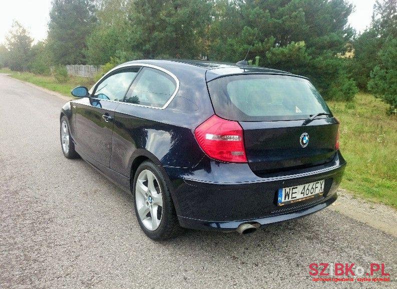 2009' BMW Seria 1 photo #2