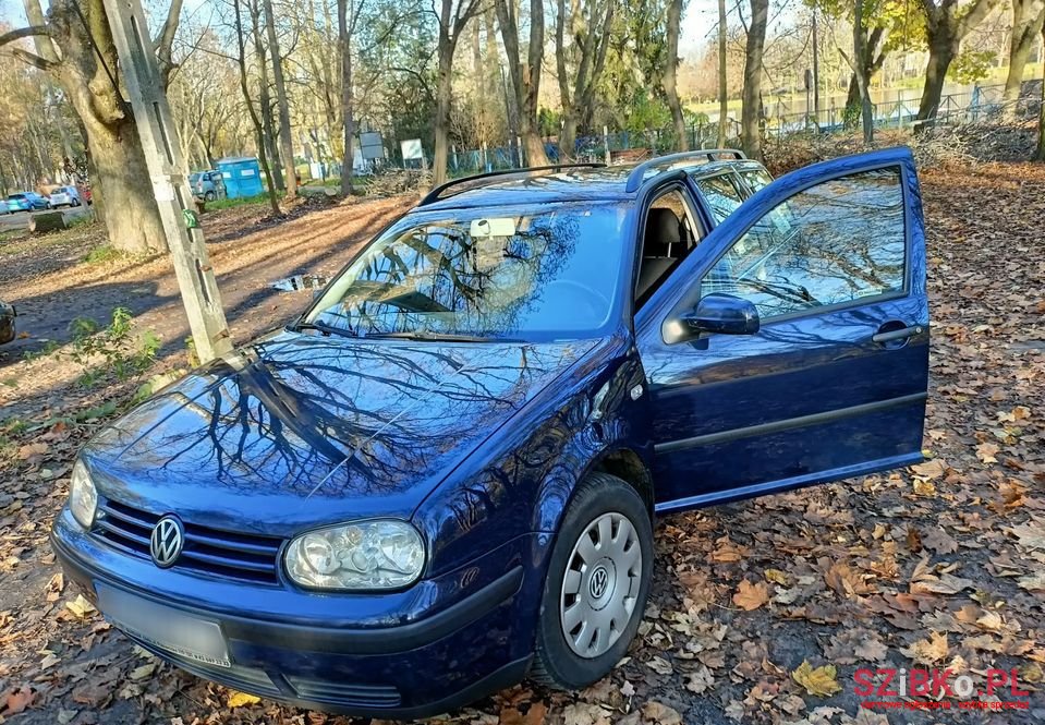 2006' Volkswagen Golf photo #2