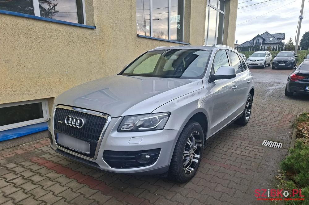 2010' Audi Q5 2.0 Tdi Quattro photo #1