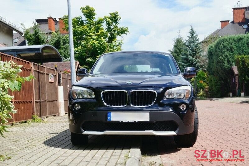 2011' BMW X1 photo #1