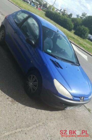 2000' Peugeot 206 photo #1