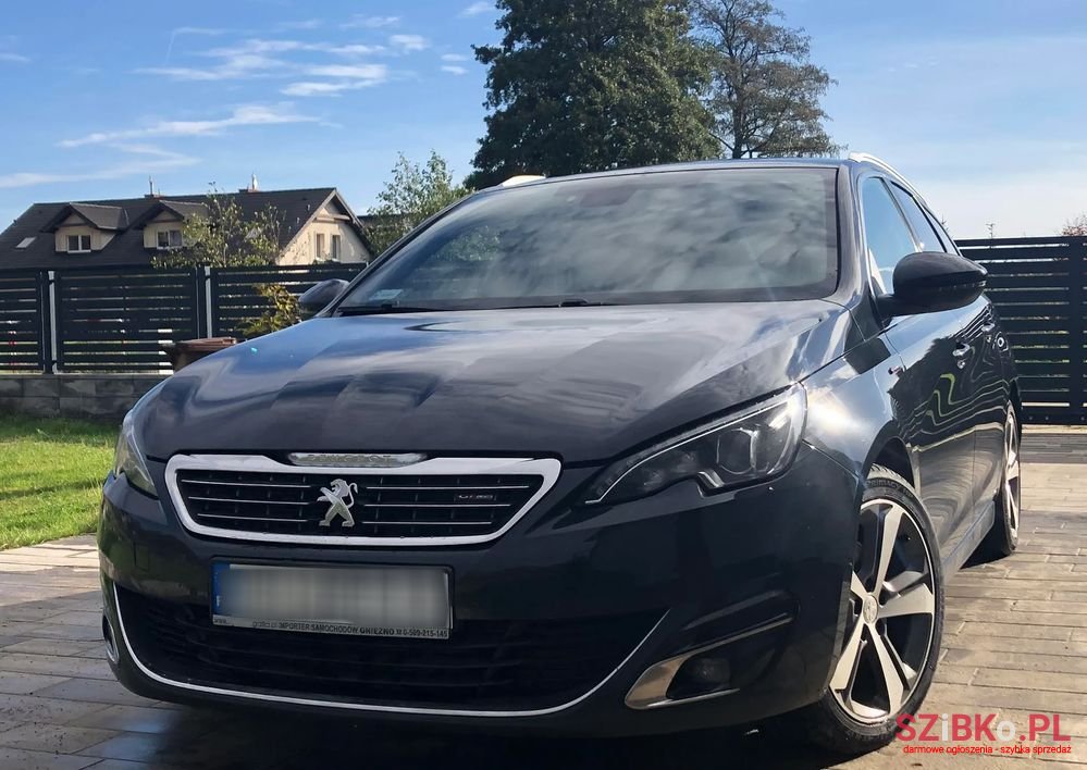 2015' Peugeot 308 photo #3