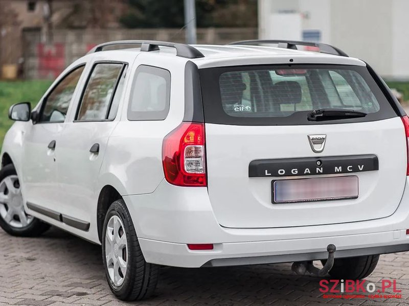 2014' Dacia Logan photo #4