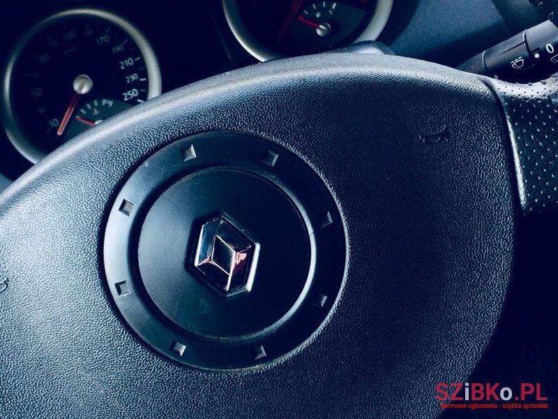 2005' Renault Megane photo #2