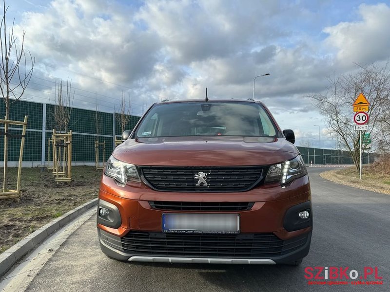 2019' Peugeot Rifter photo #2