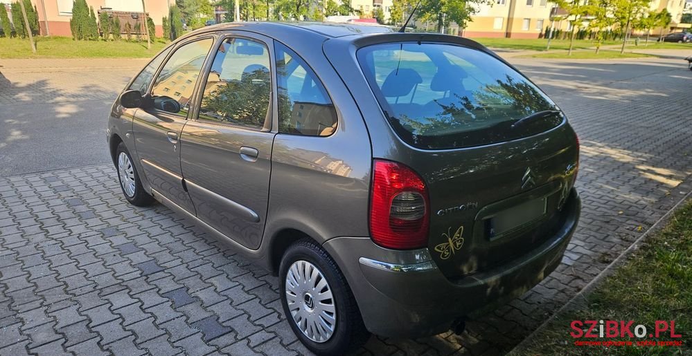 2008' Citroen Xsara Picasso photo #2