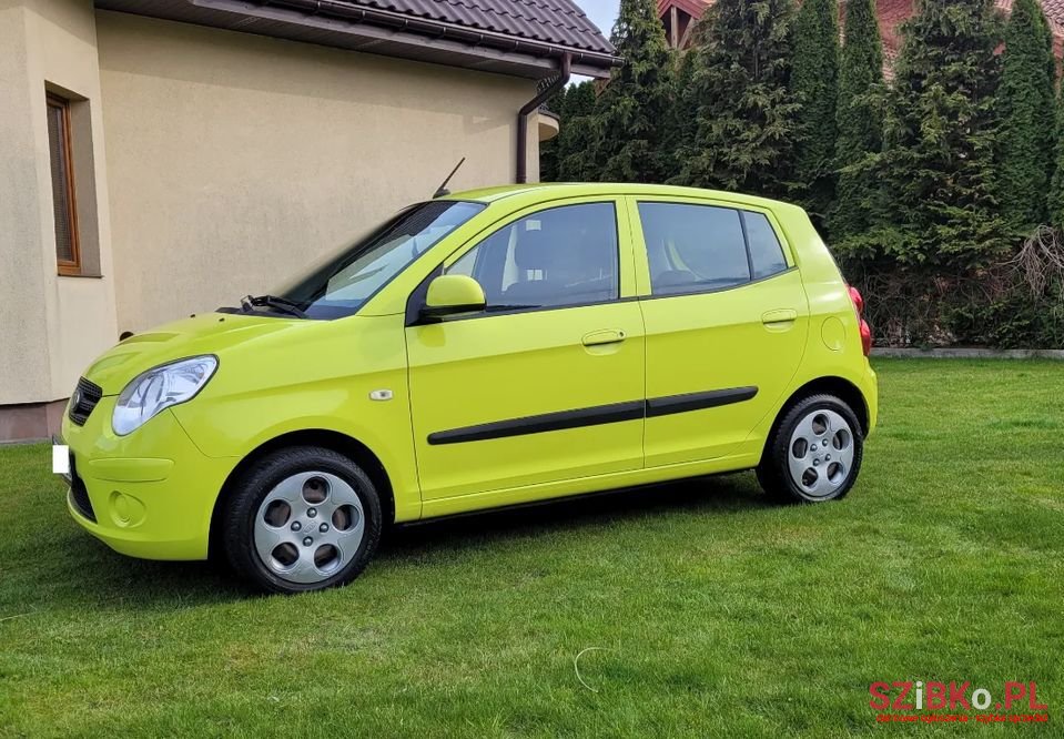 2011' Kia Picanto photo #2