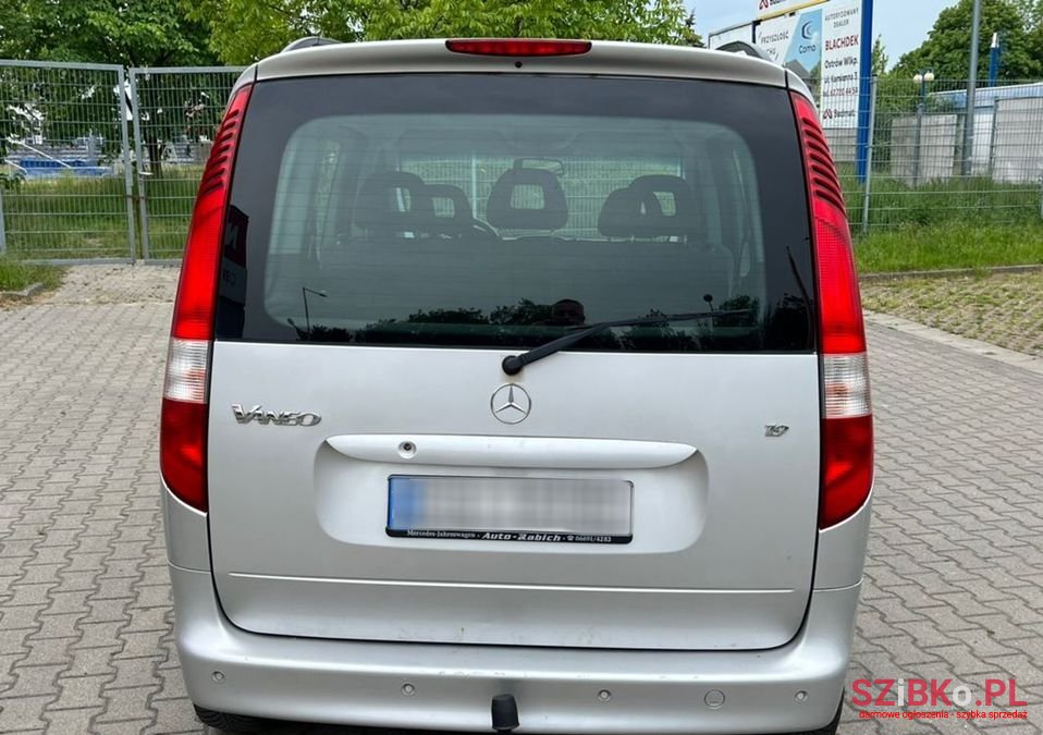 2002' Mercedes-Benz Vaneo photo #6