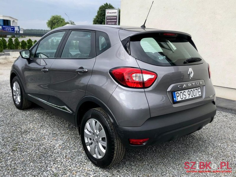 2016' Renault Captur photo #3