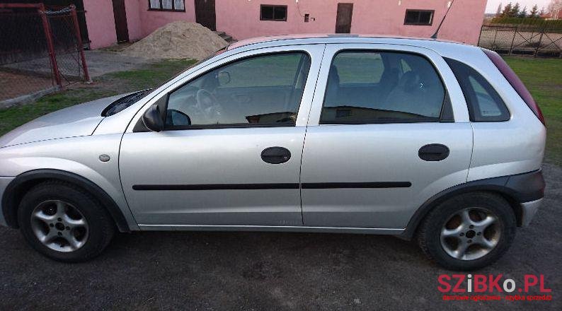 2002' Opel Corsa photo #2