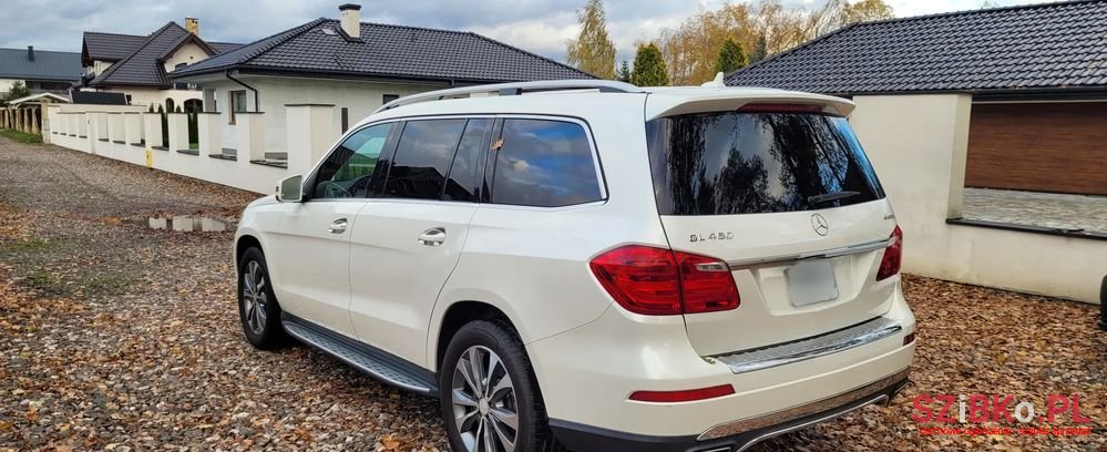 2013' Mercedes-Benz GL photo #3