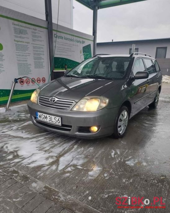 2005' Toyota Corolla photo #1