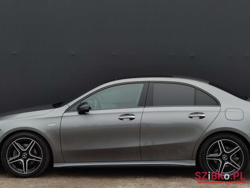 2022' Mercedes-Benz A-Class photo #6