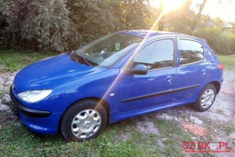 2001' Peugeot 206 photo #1