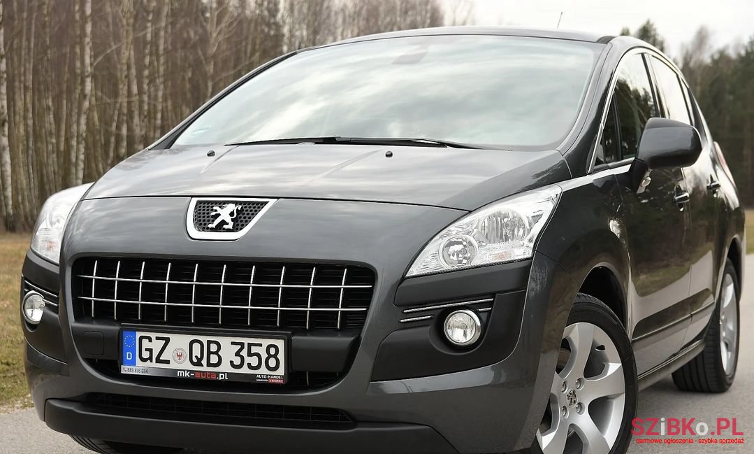 2012' Peugeot 3008 photo #1