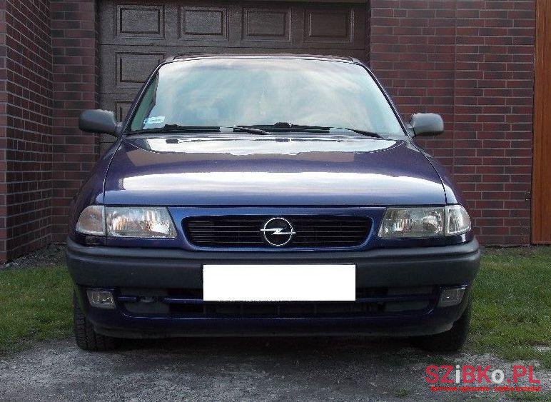1994' Opel Astra photo #2