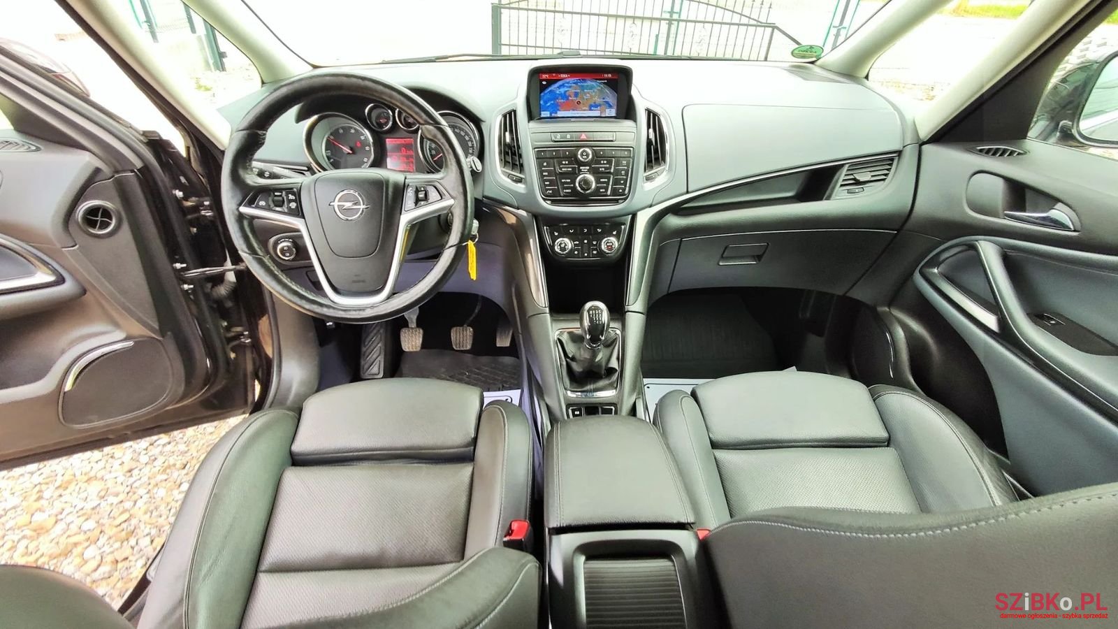 2015' Opel Zafira photo #5