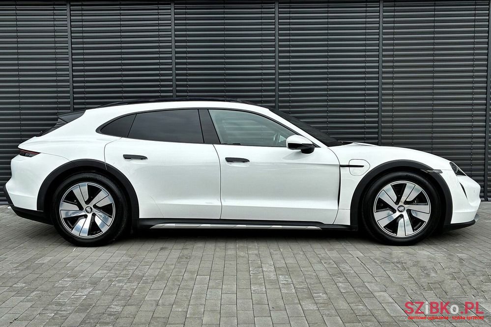 2023' Porsche Taycan photo #6