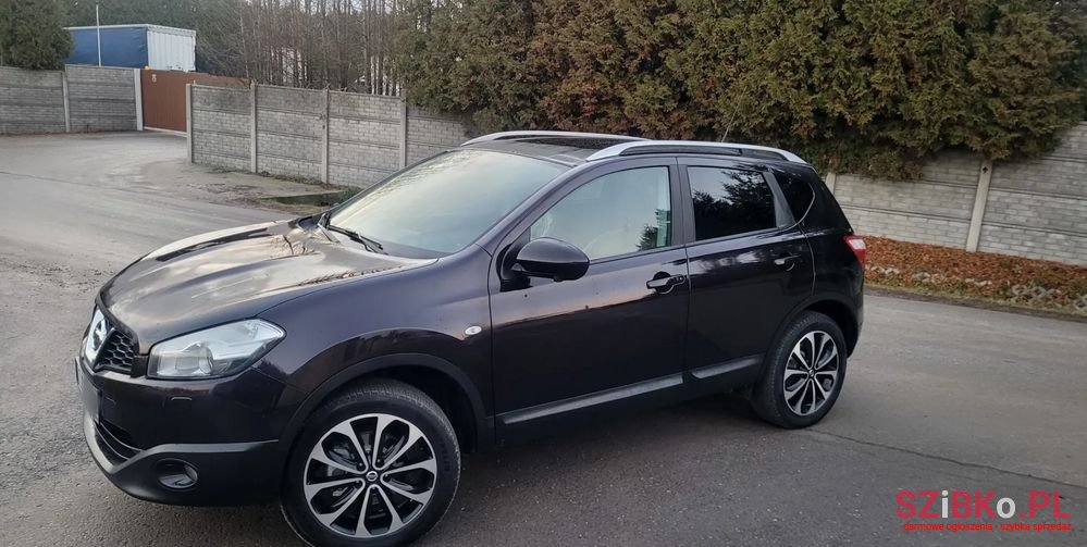 2013' Nissan Qashqai 2.0 4 X 4 Tekna photo #6