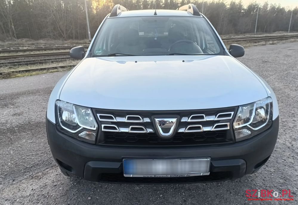 2014' Dacia Duster 1.6 16V 4X2 photo #3