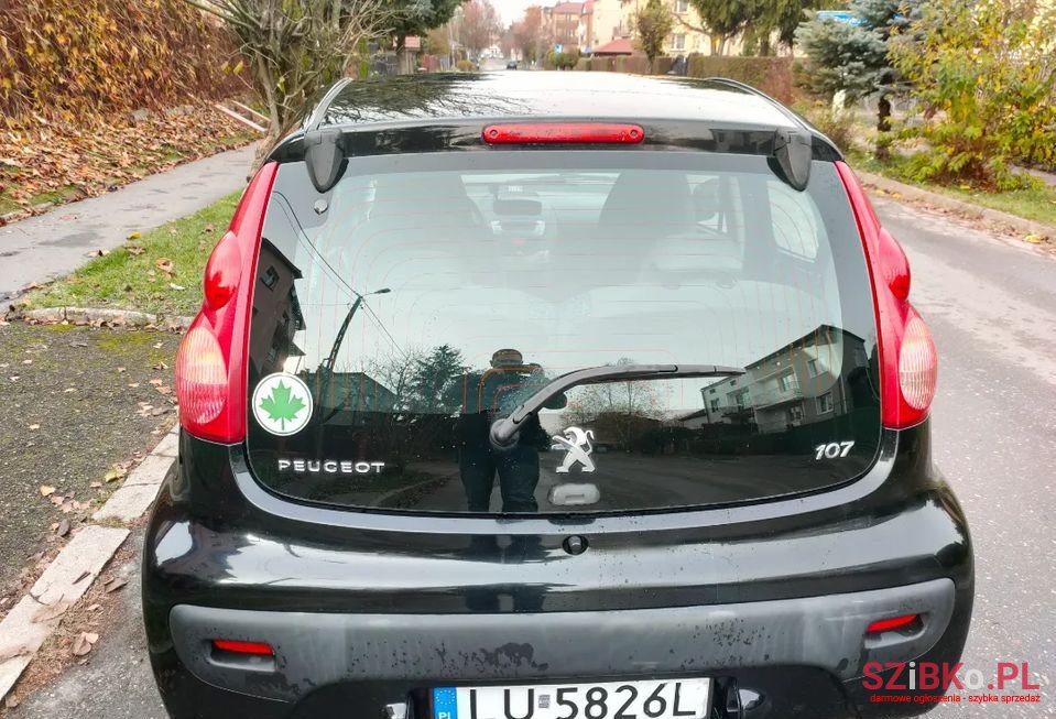 2006' Peugeot 107 photo #6
