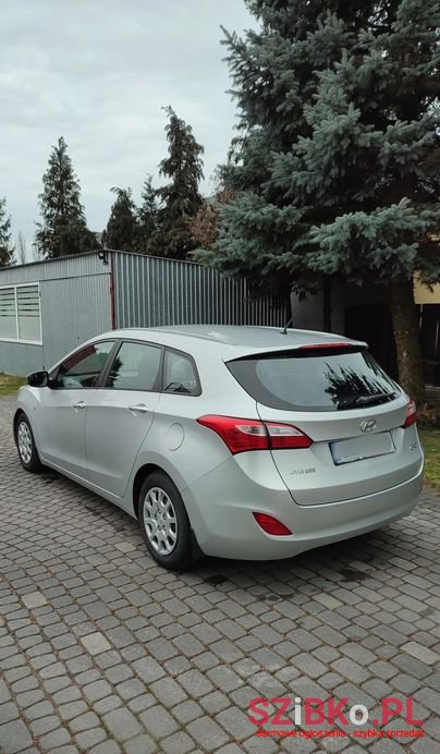 2012' Hyundai i30 photo #5