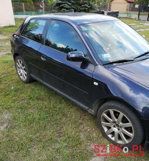 2001' Audi A3 photo #2