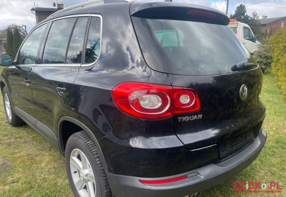 2008' Volkswagen Tiguan photo #4