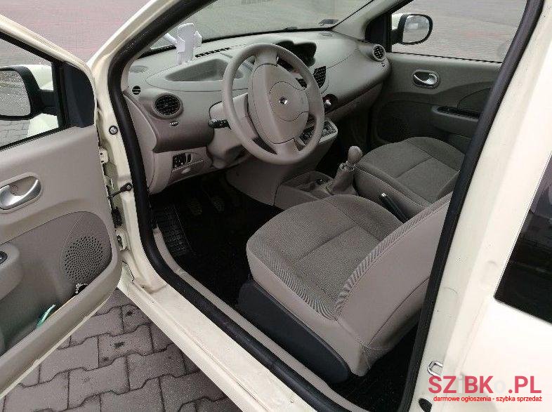 2011' Renault Twingo photo #1