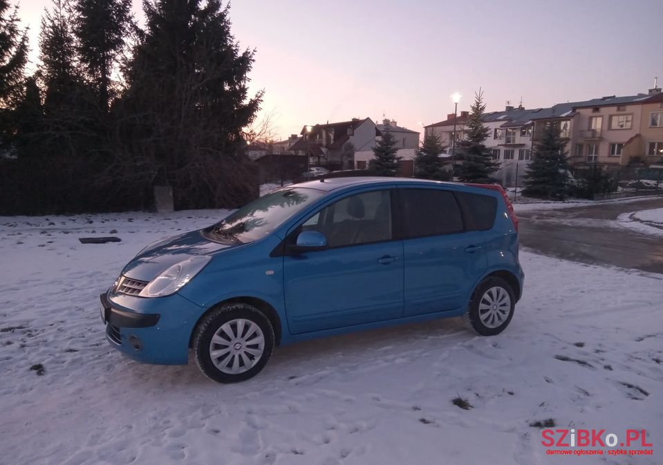 2006' Nissan Note photo #1