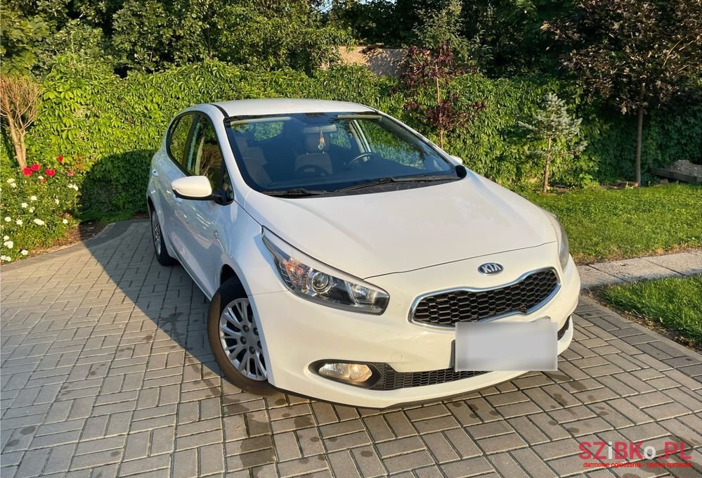 2013' Kia Ceed Cee'D 1.4 Crdi L photo #1