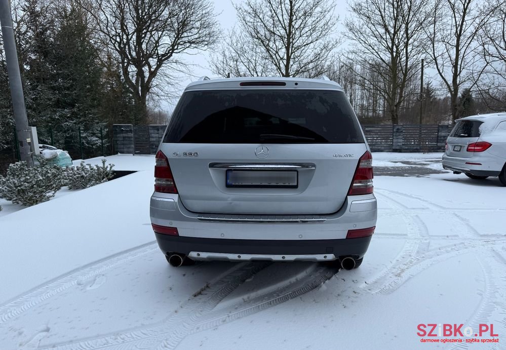 2008' Mercedes-Benz GL 500 photo #5