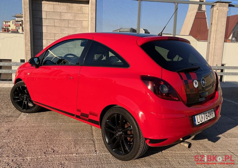 2011' Opel Corsa photo #2