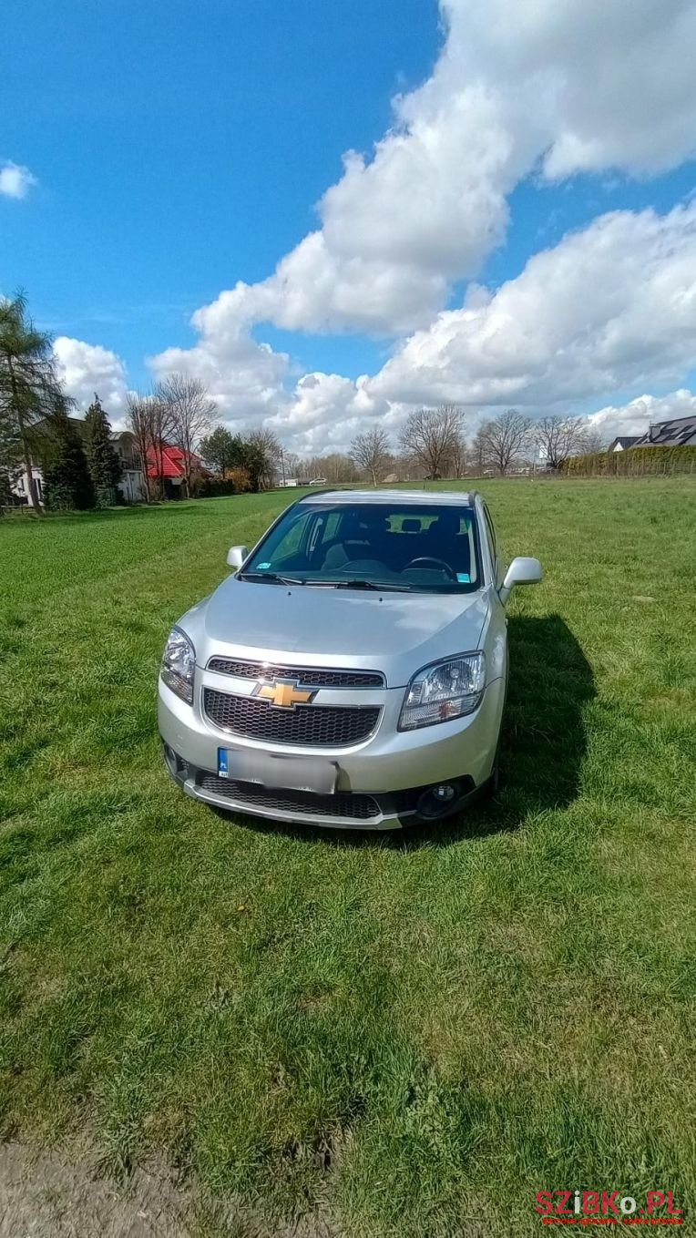 2011' Chevrolet Orlando photo #4