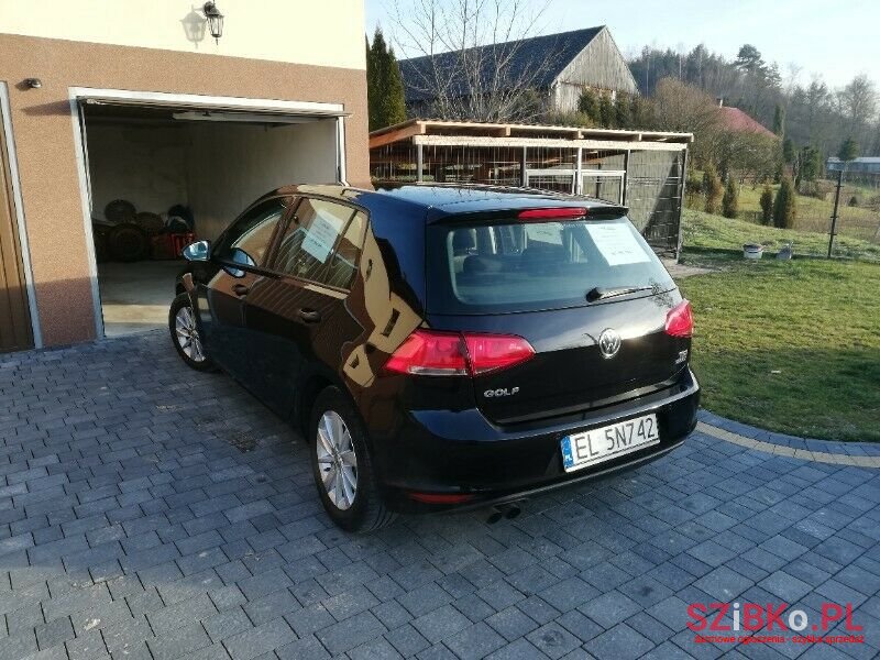 2013' Volkswagen Golf photo #1