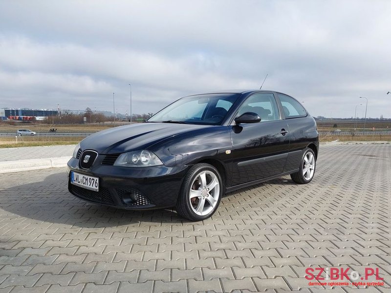 2006' SEAT Ibiza photo #2