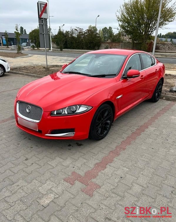 2011' Jaguar XF 2.2 D Luxury photo #6