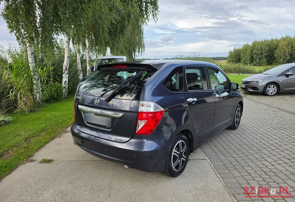 2006' Honda FR-V 1.7 photo #4