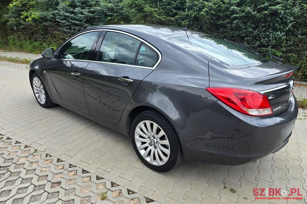 2010' Opel Insignia 2.0 Cdti Cosmo photo #3