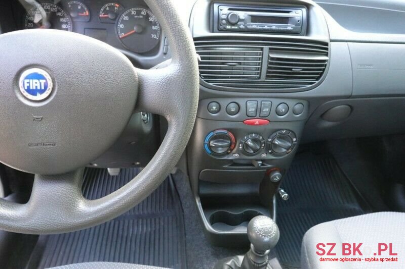 2004' Fiat Punto photo #6