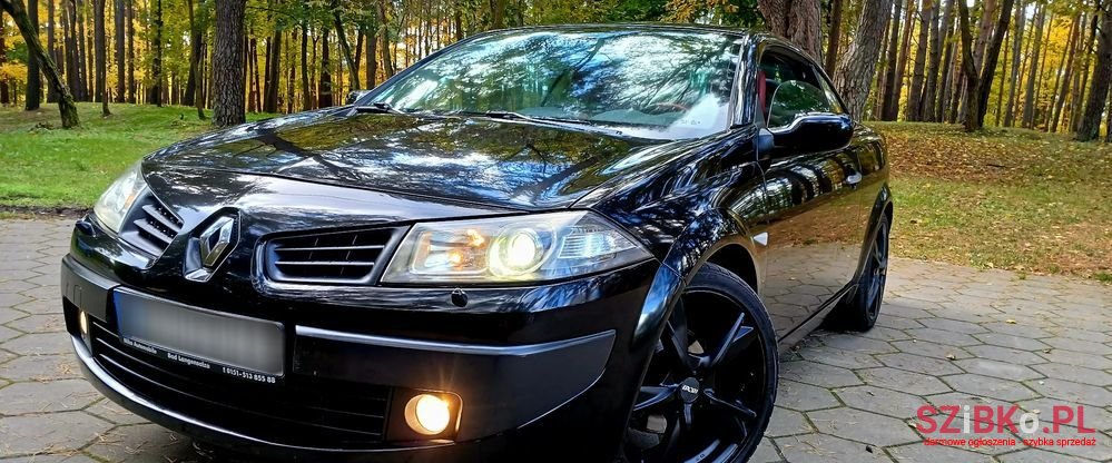 2007' Renault Megane photo #2