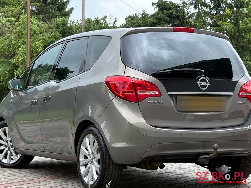 2010' Opel Meriva 1.4 T Cosmo photo #5
