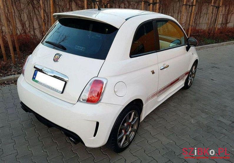 2011' Fiat 500 photo #2