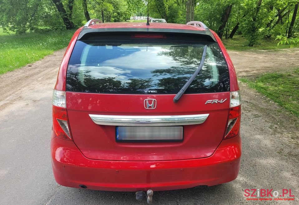 2005' Honda FR-V photo #6