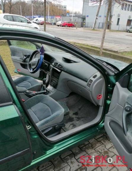 2001' Renault Laguna photo #3