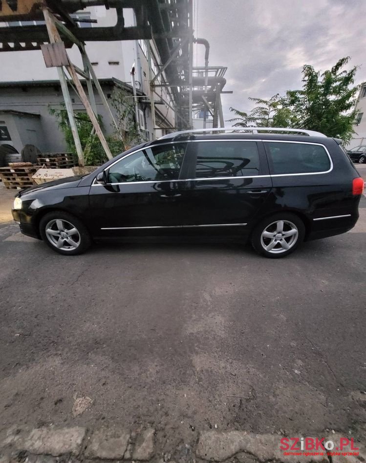 2006' Volkswagen Passat photo #6