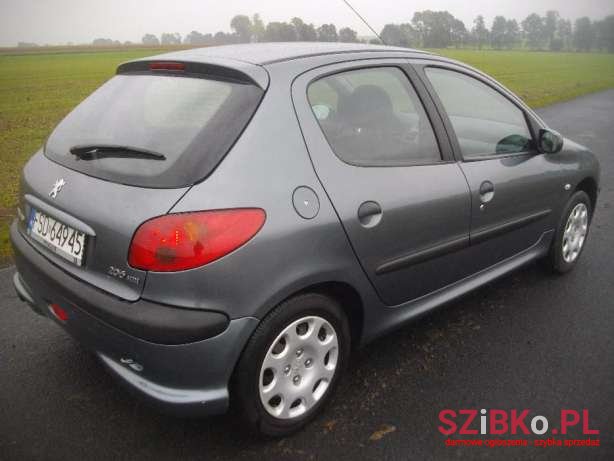 2005' Peugeot 206 photo #1
